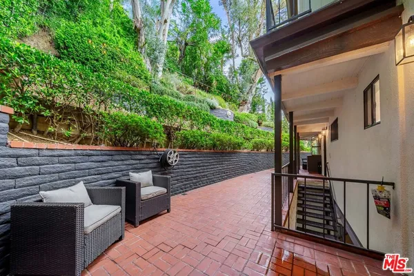 $14,000 | 9305 Beverlycrest Drive, Beverly Hills, CA 90210