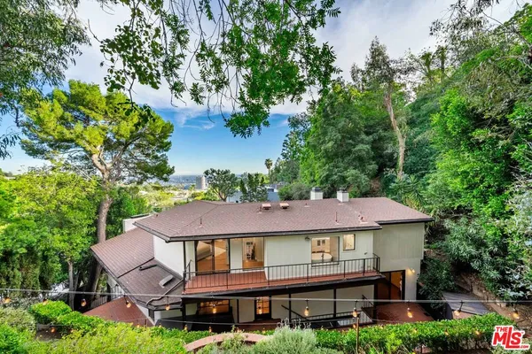 $14,000 | 9305 Beverlycrest Drive, Beverly Hills, CA 90210