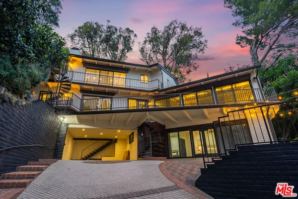 $14,000 | 9305 Beverlycrest Drive, Beverly Hills, CA 90210