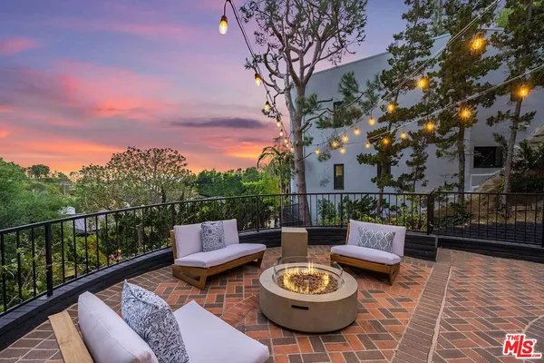 $14,000 | 9305 Beverlycrest Drive, Beverly Hills, CA 90210