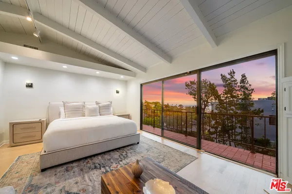 $14,000 | 9305 Beverlycrest Drive, Beverly Hills, CA 90210