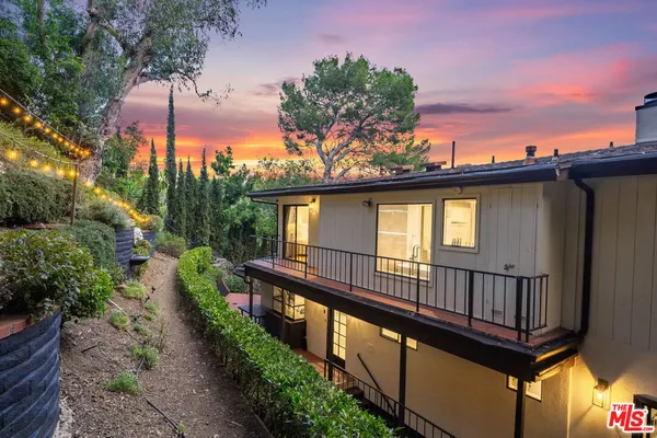 $14,000 | 9305 Beverlycrest Drive, Beverly Hills, CA 90210