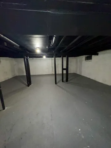 $1,650 | 605 Mount Street, Gary, IN 46406