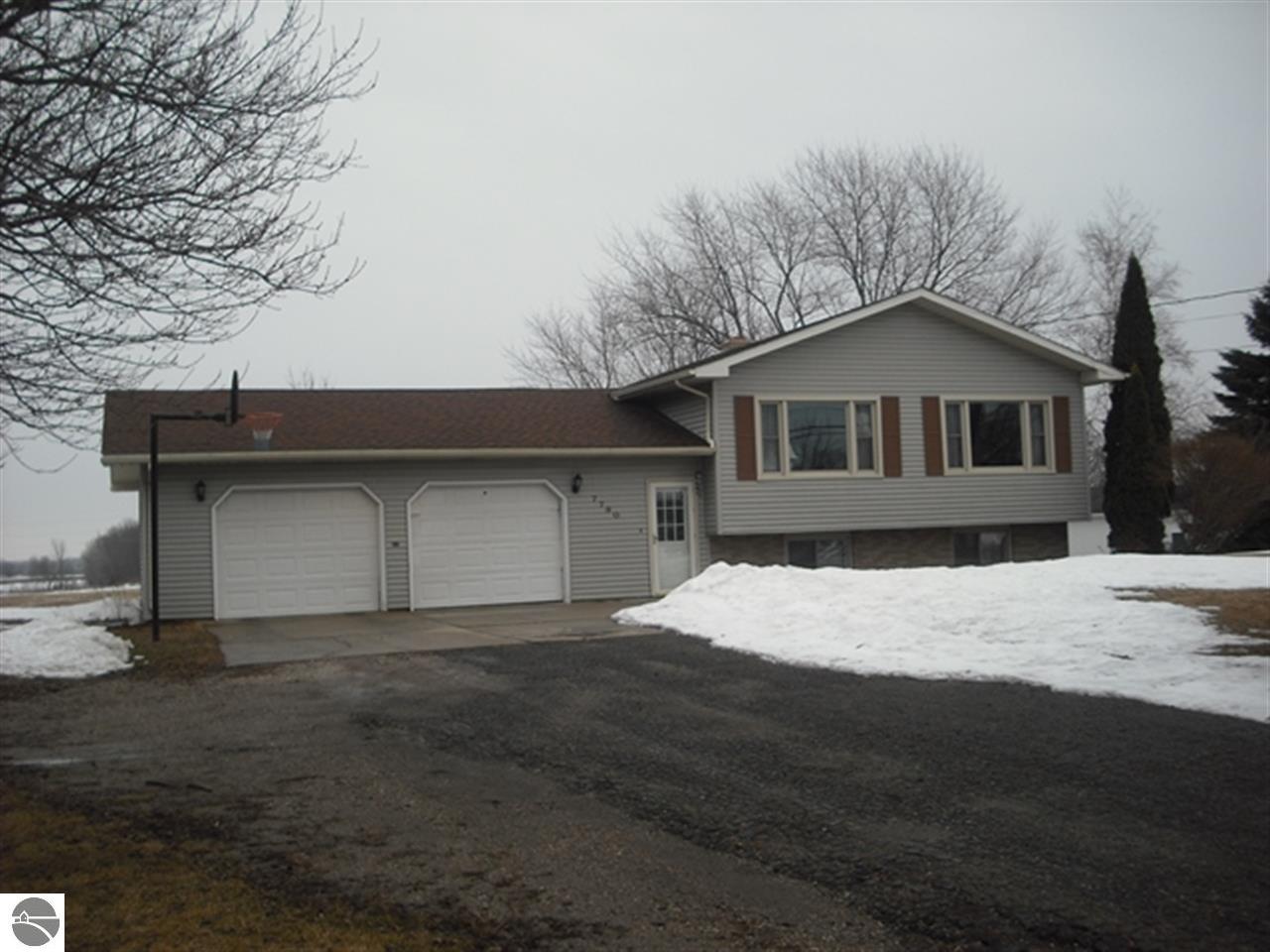 7790 North Luce Road Alma, MI 48801 - Photo 28 of 29 1781672-27.JPG