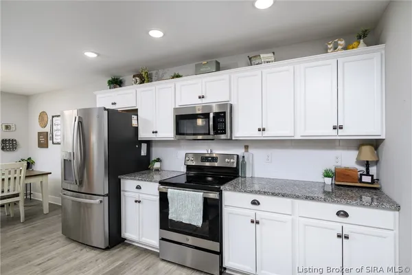 $409,900 | 4242 Recreation Way, Jeffersonville, IN 47130