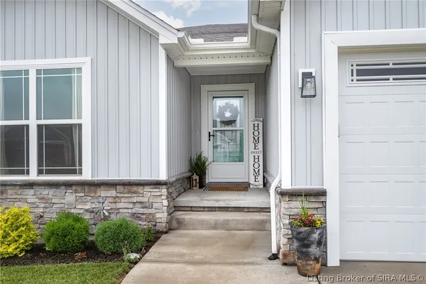 $409,900 | 4242 Recreation Way, Jeffersonville, IN 47130