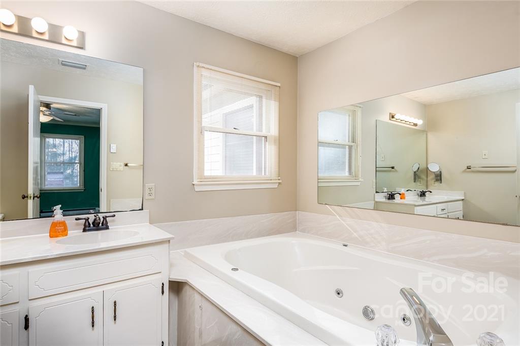 2149 Enola Road Morganton, NC 28655 - Photo 17 of 35 Gallery Image 17