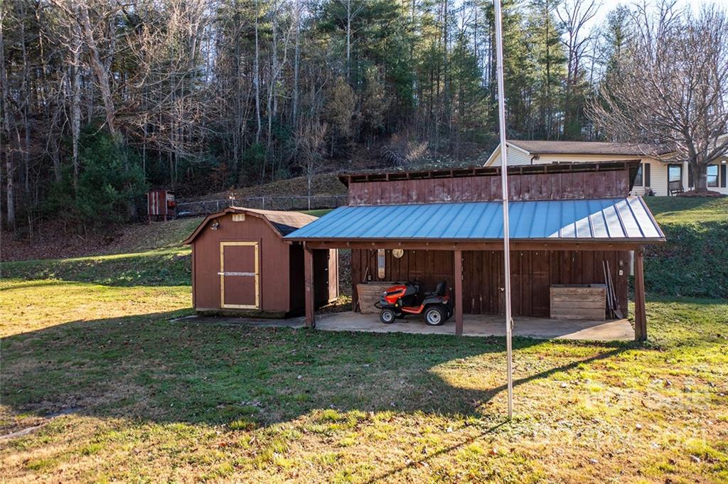 2149 Enola Road Morganton, NC 28655 - Photo 25 of 35 Gallery Image 25