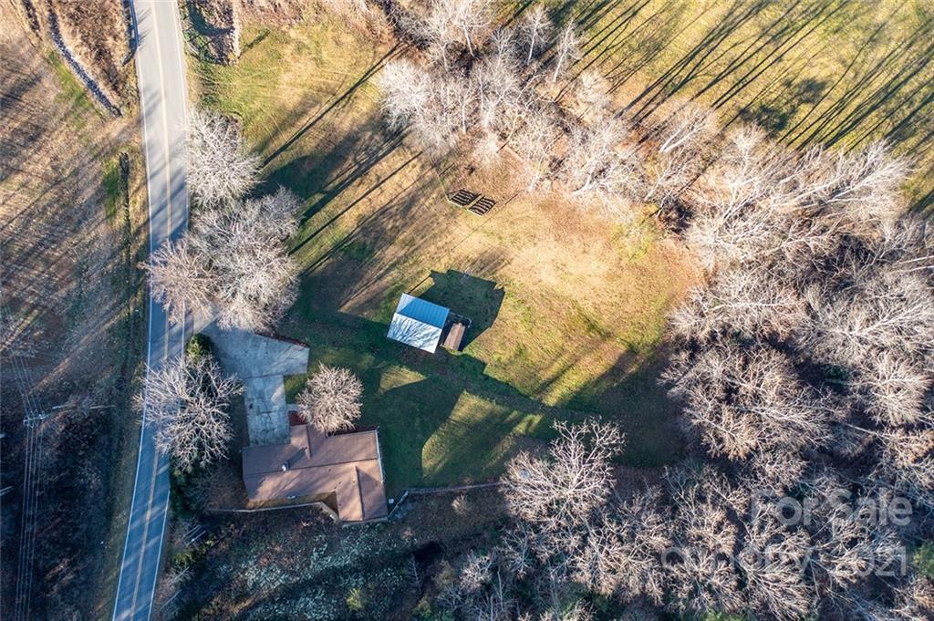 2149 Enola Road Morganton, NC 28655 - Photo 4 of 35 Gallery Image 4