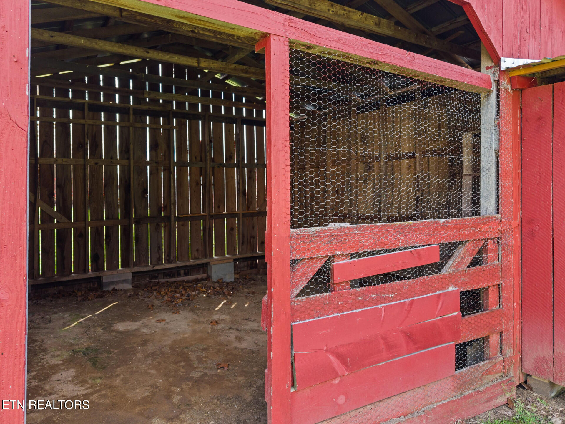 896 English Mountain Road Cosby, TN 37722 - Photo 17 of 21 020