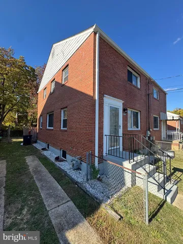 $2,200 | 5612 62nd Avenue, Riverdale, MD 20737