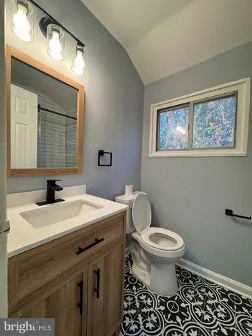 $2,200 | 5612 62nd Avenue, Riverdale, MD 20737