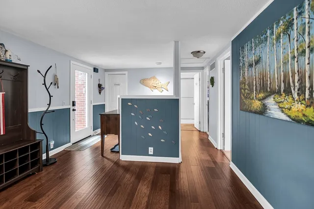 $789,000 | 105 Lakeview Street, Southwick, MA 01077