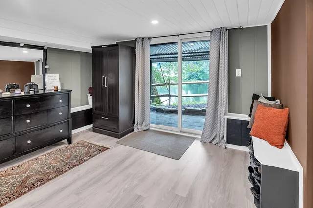 $789,000 | 105 Lakeview Street, Southwick, MA 01077