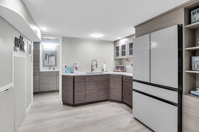 $789,000 | 105 Lakeview Street, Southwick, MA 01077