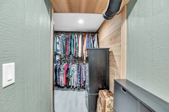 $789,000 | 105 Lakeview Street, Southwick, MA 01077