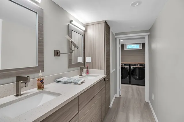 $789,000 | 105 Lakeview Street, Southwick, MA 01077