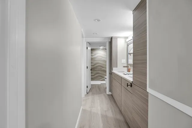 $789,000 | 105 Lakeview Street, Southwick, MA 01077