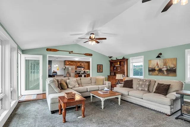 $789,000 | 105 Lakeview Street, Southwick, MA 01077