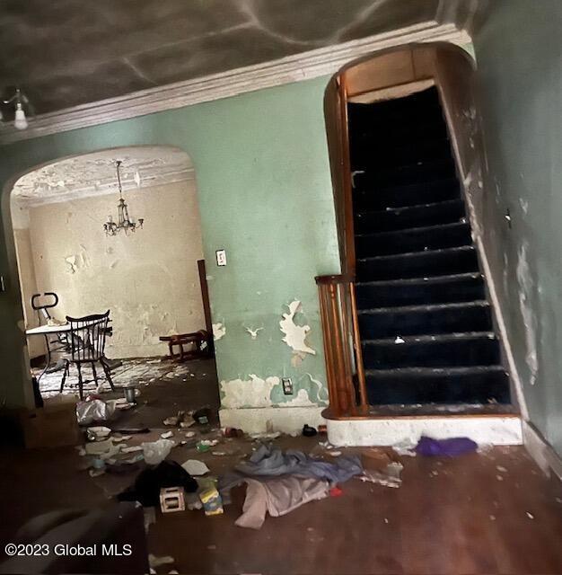 701 Vale Place Schenectady, NY 12308 - Photo 3 of 9 LV RM