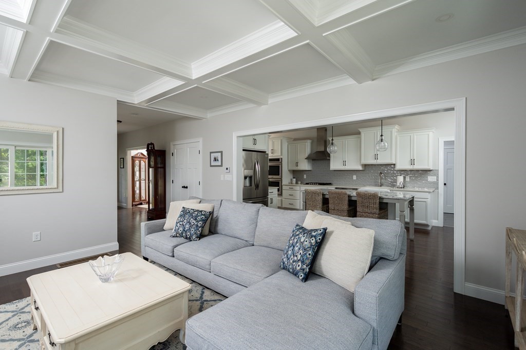 25 Screenhouse Lane Plymouth, MA 02360 - Photo 12 of 31