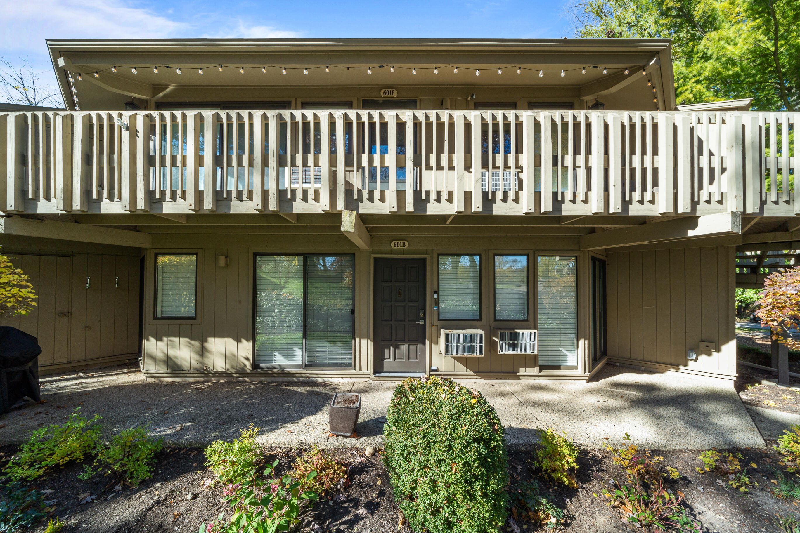 601 Knollwood Circle, Unit B Fontana, WI 53125 - Photo 17 of 21 601B Knollwood Cir-7