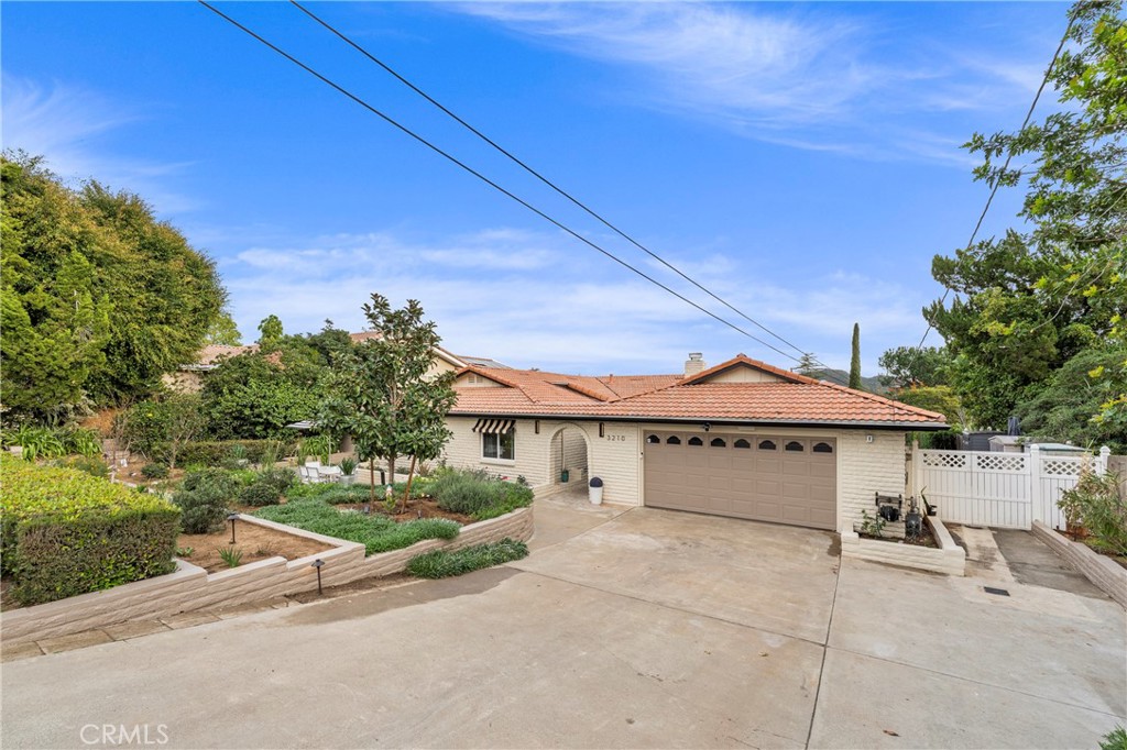 3210 Purer Road Escondido, CA 92029 - Photo 5 of 52