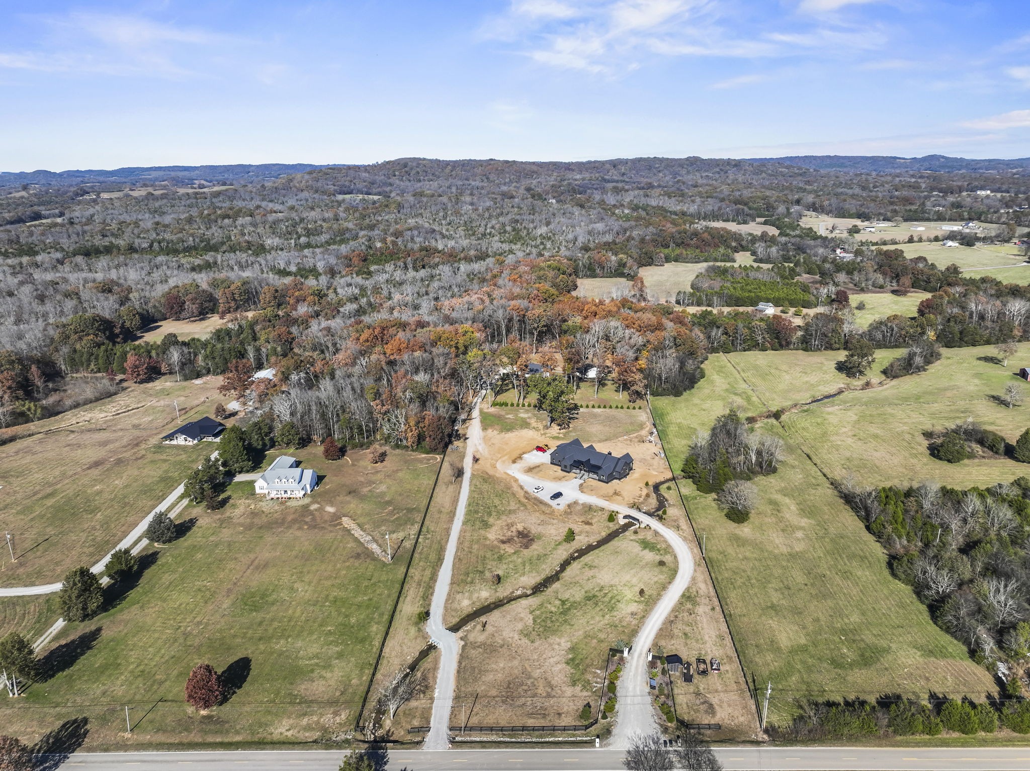 5706 Lunns Store Road Chapel Hill, TN 37034 - Photo 3 of 37 an aerial view of a house with a mountain