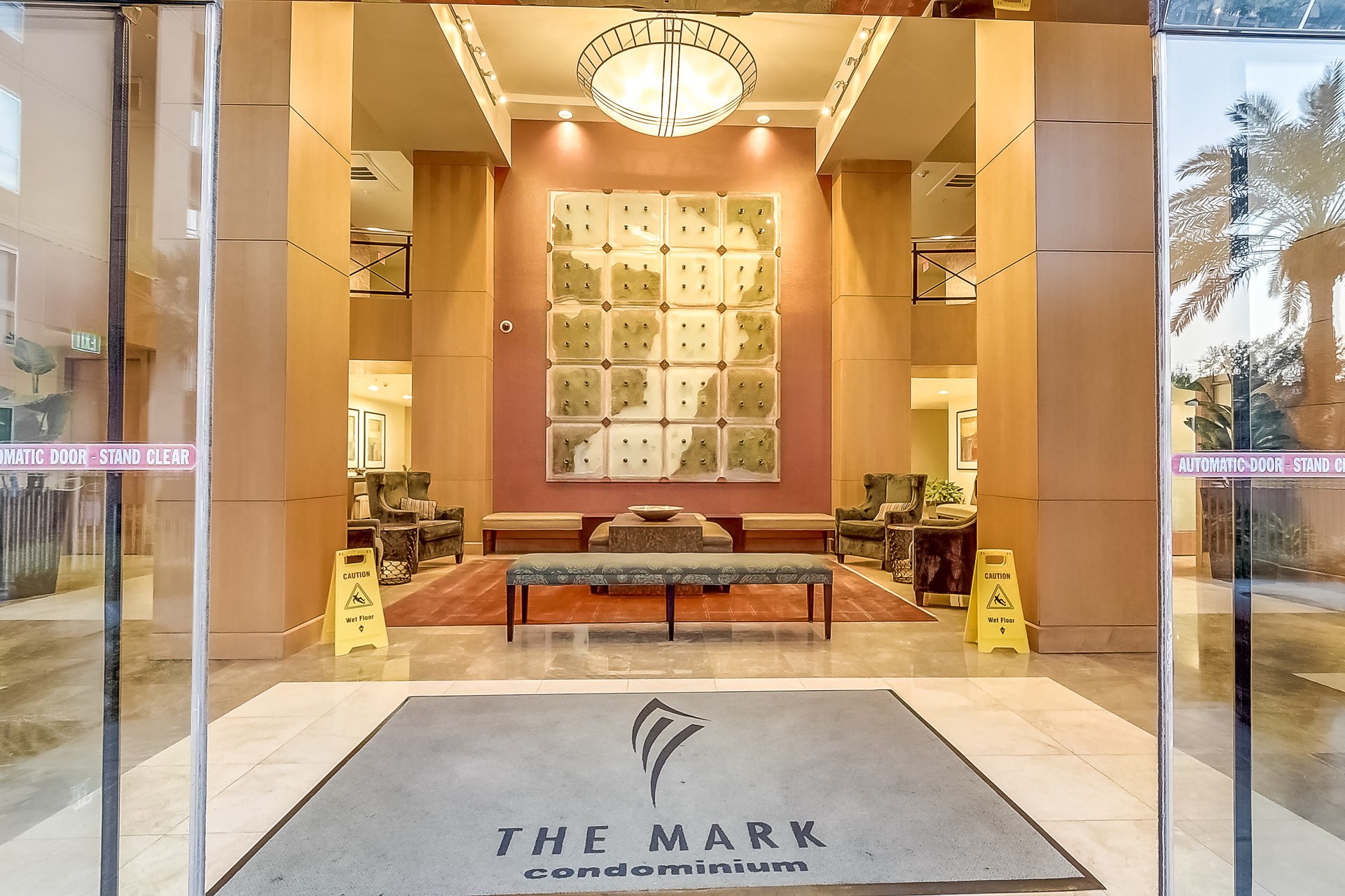 3505 Sage Road, Unit 2106 Houston, TX 77056 - Photo 26 of 28 a living room with furniture and a large window