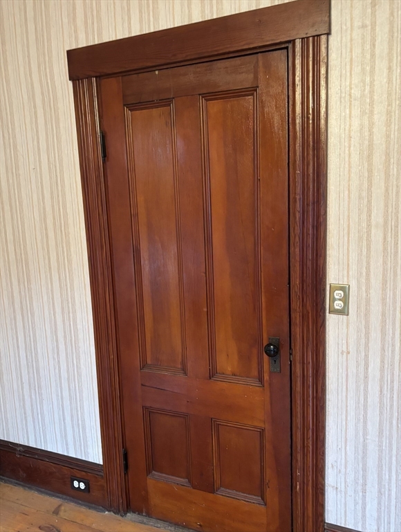 316 Amesbury Road Haverhill, MA 01830 - Photo 19 of 28