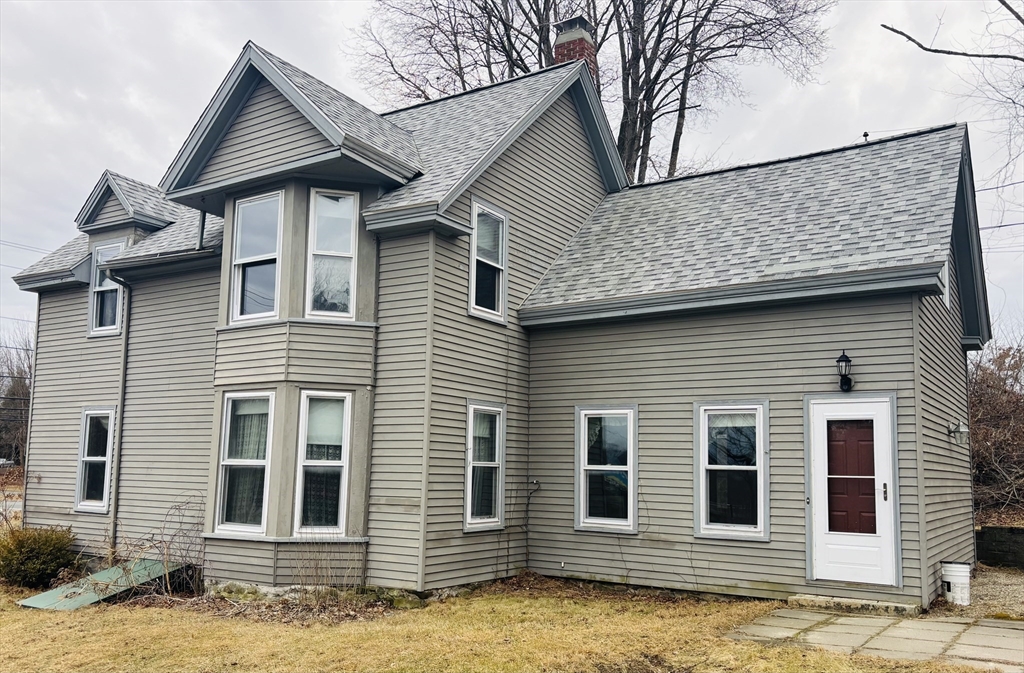 316 Amesbury Road Haverhill, MA 01830 - Photo 2 of 28 a backyard of a house