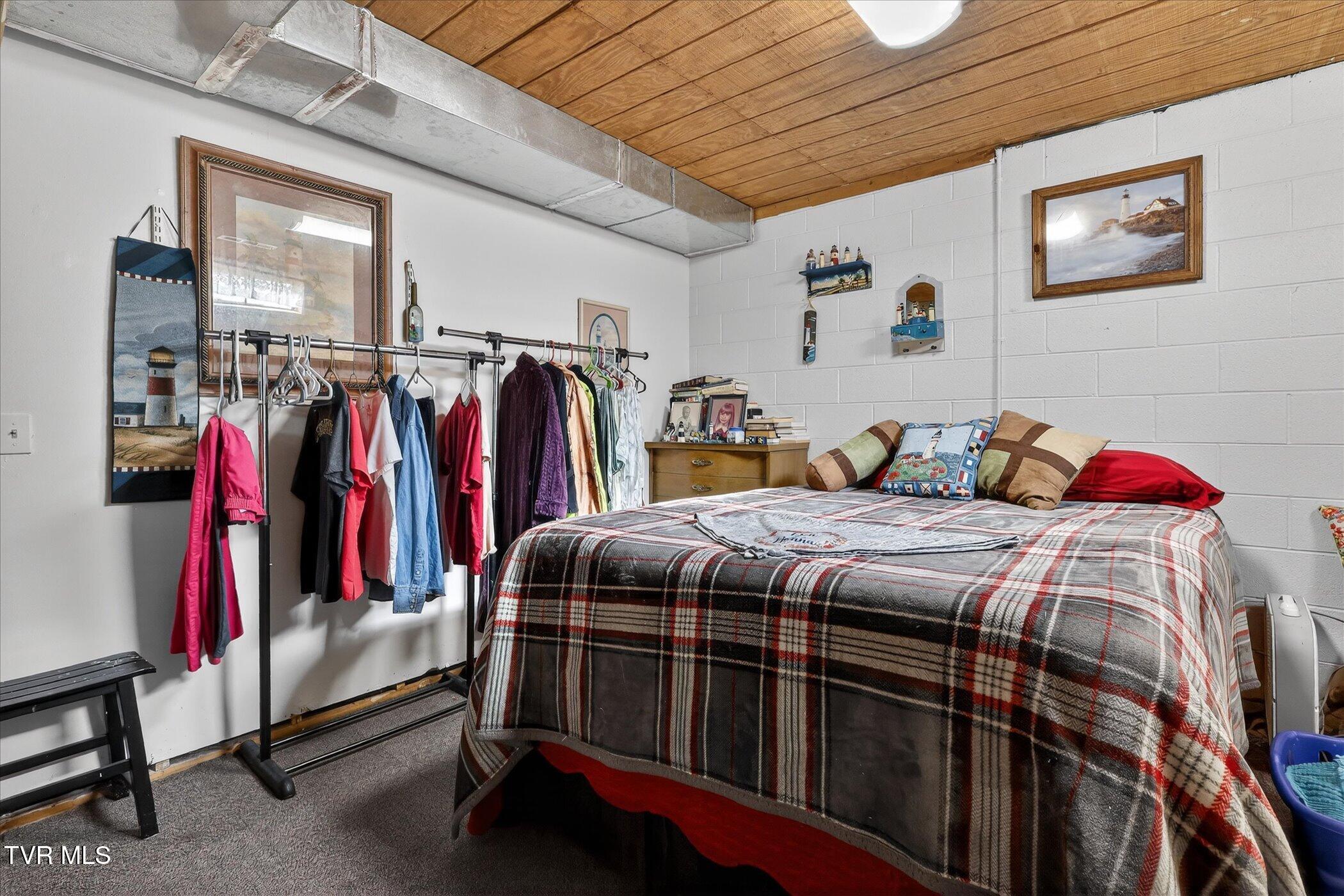 250 Beaver Walk Road Mountain City, TN 37683 - Photo 26 of 34 26-250-Beaver-Walk-Rd-2nd Shot Downstair