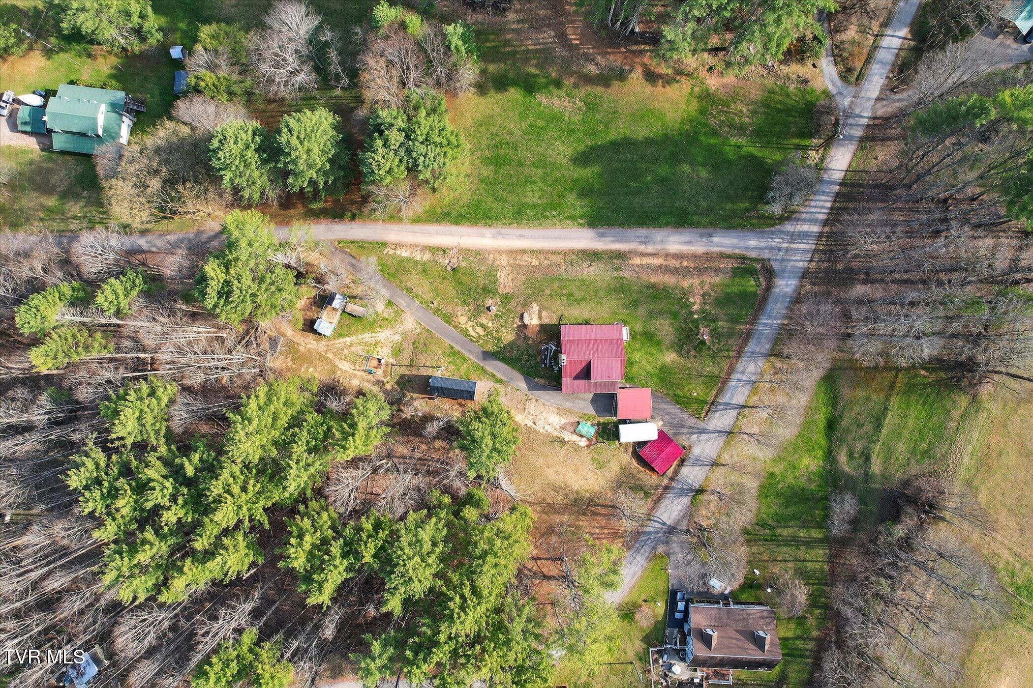 250 Beaver Walk Road Mountain City, TN 37683 - Photo 33 of 34 37-250-Beaver-Walk-Rd-Good Directly on T