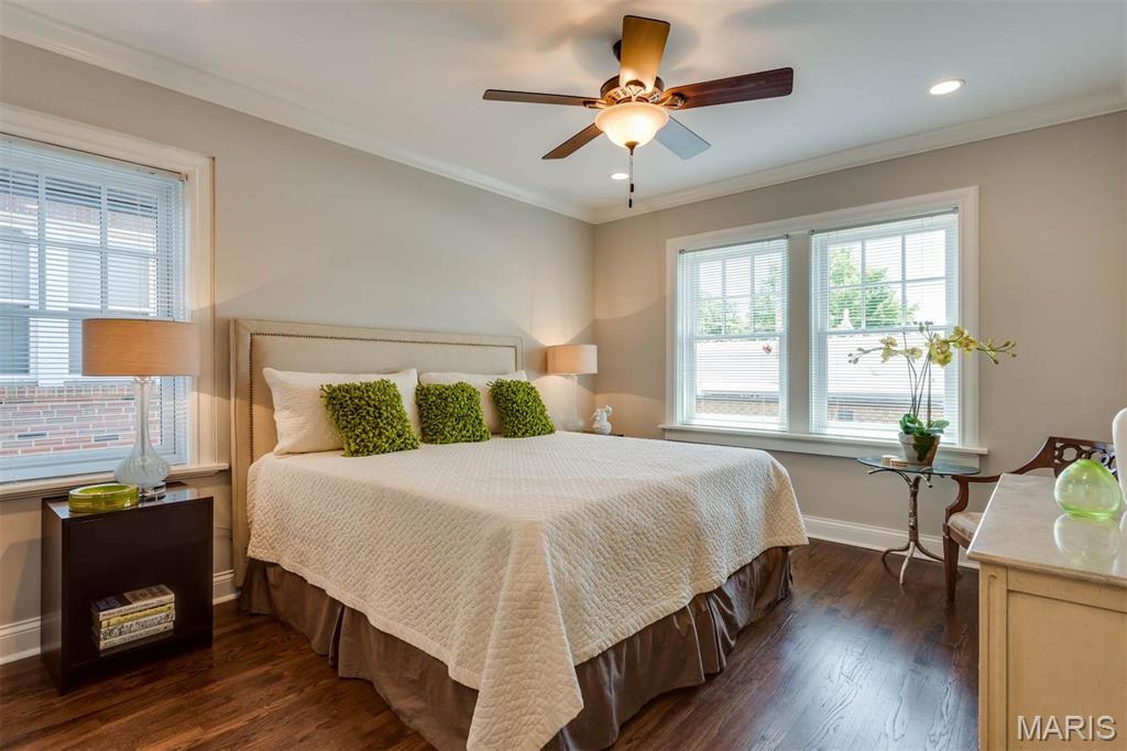 7552 Wydown Boulevard, Unit 2E Clayton, MO 63105 - Photo 11 of 18