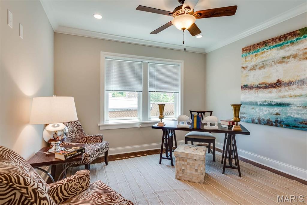 7552 Wydown Boulevard, Unit 2E Clayton, MO 63105 - Photo 14 of 18