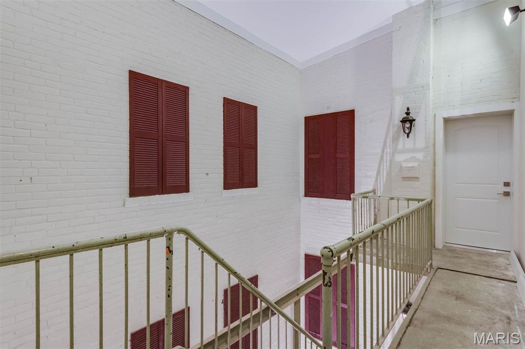 7552 Wydown Boulevard, Unit 2E Clayton, MO 63105 - Photo 17 of 18