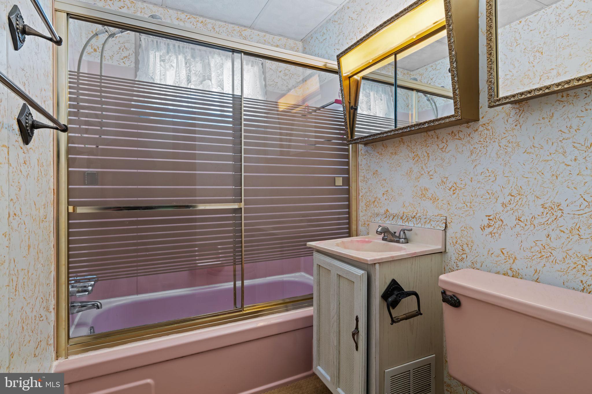 2861 Sebring Road Philadelphia, PA 19152 - Photo 13 of 23 Gallery Image 13