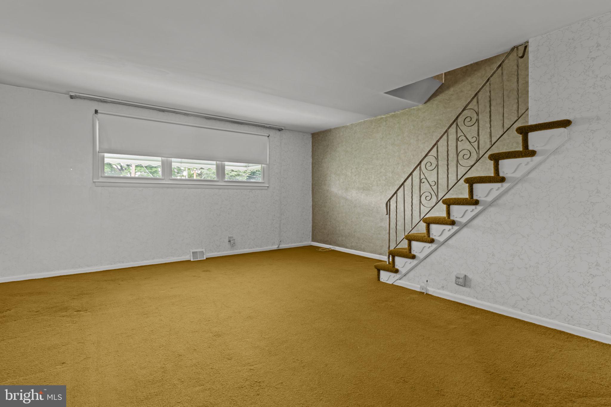2861 Sebring Road Philadelphia, PA 19152 - Photo 3 of 23 Gallery Image 3