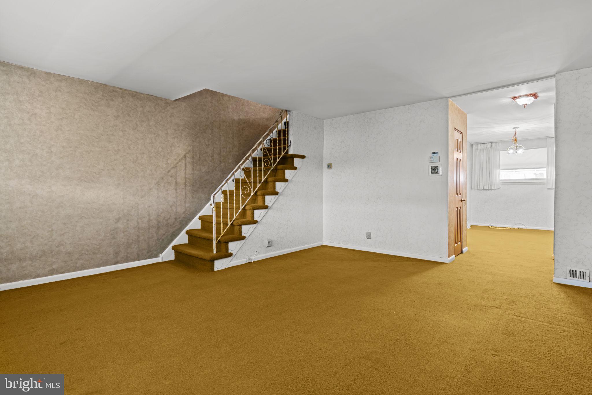 2861 Sebring Road Philadelphia, PA 19152 - Photo 4 of 23 Gallery Image 4