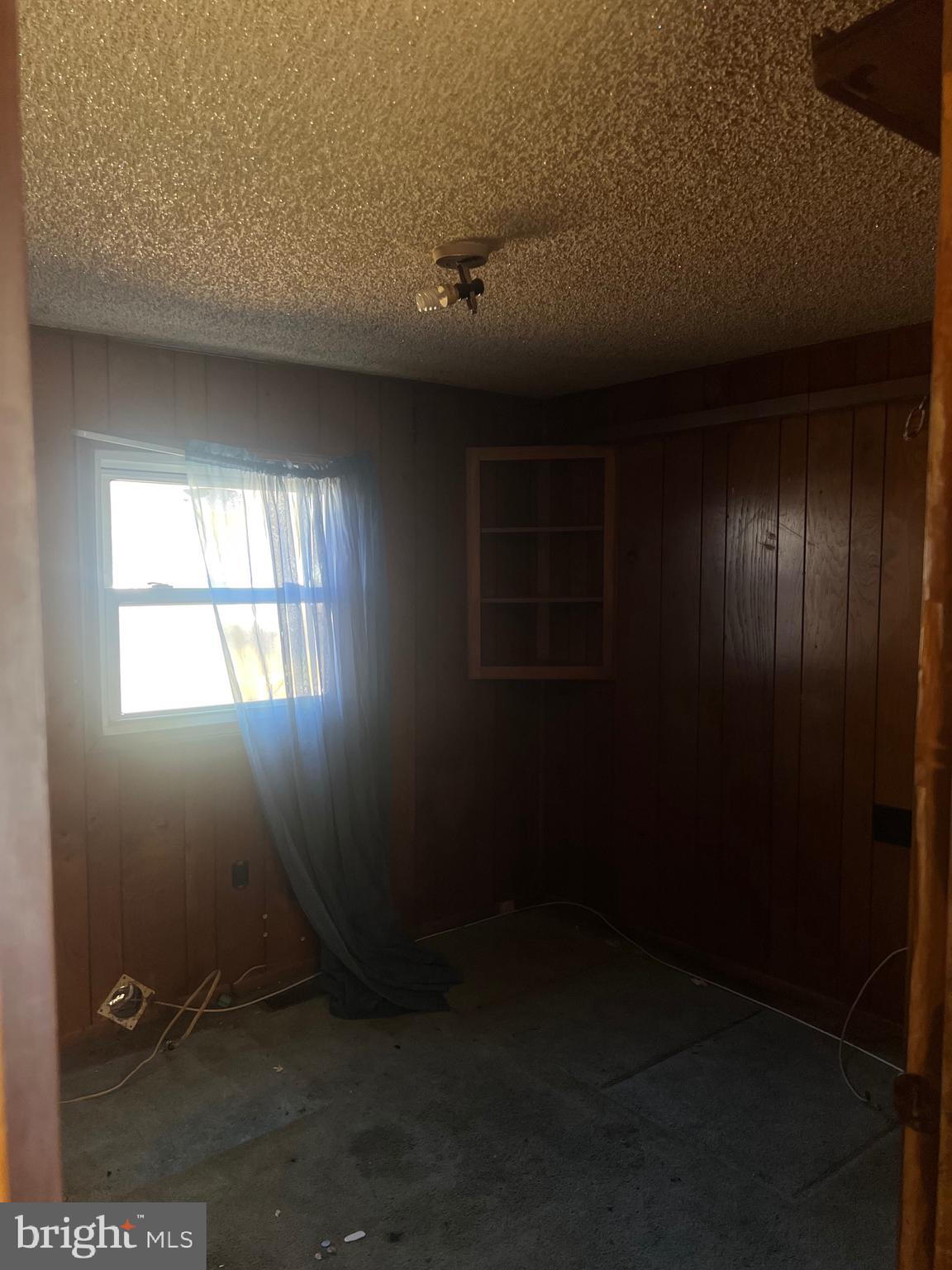 1302 Gibson Road, Unit 152 Bensalem, PA 19020 - Photo 8 of 17 a view of an empty room