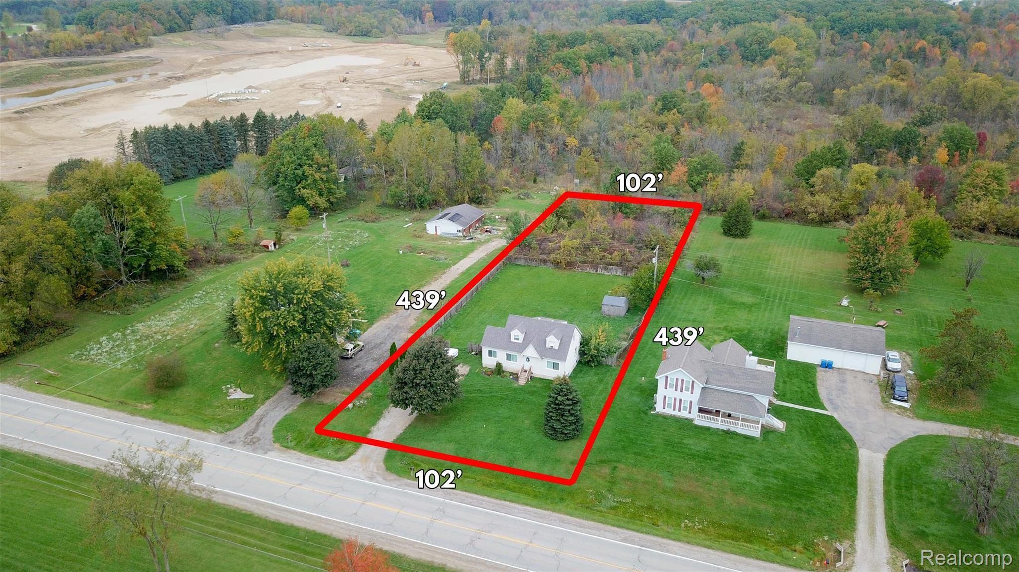 4374 Lahring Road Linden, MI 48451 - Photo 16 of 17 Estimated Property Lines