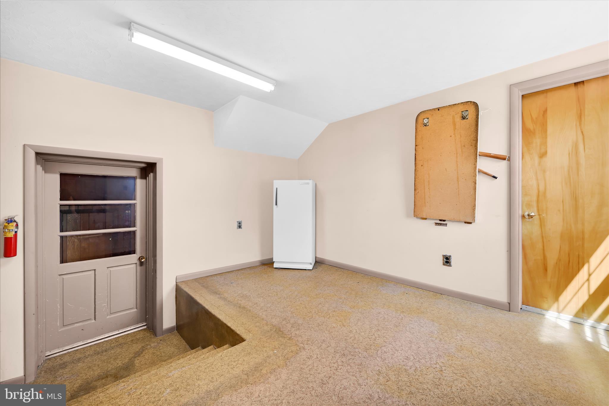 627 Pine Hill Road Lititz, PA 17543 - Photo 31 of 49 Loft