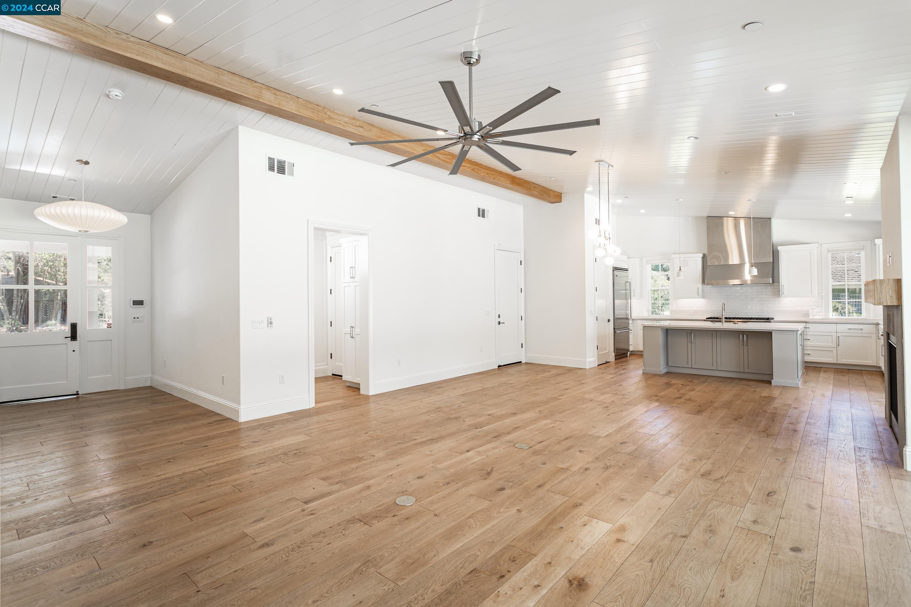 962 Reliez Station Lane Lafayette, CA 94549 - Photo 3 of 25 a view of an empty room and kitchen view