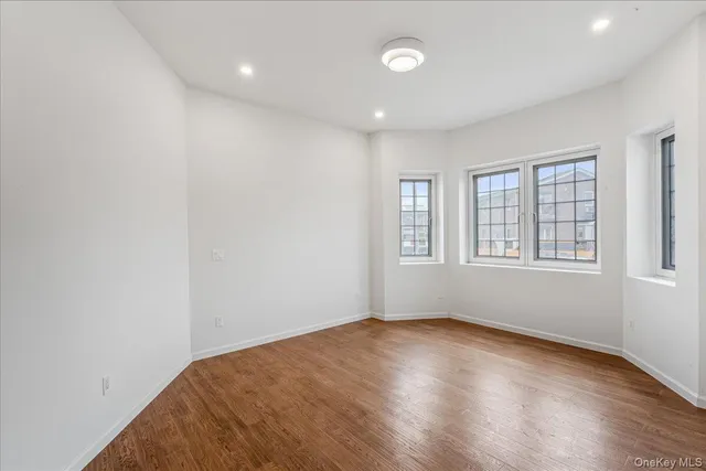 $1,690,000 | 150-33 Hawtree Street | Ozone Park