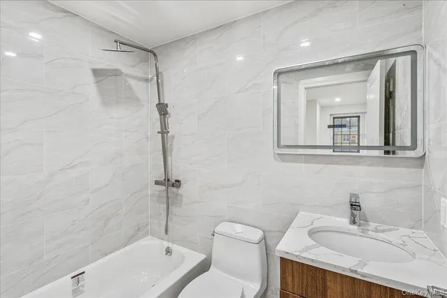 $1,690,000 | 150-33 Hawtree Street | Ozone Park