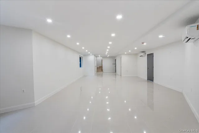 $1,690,000 | 150-33 Hawtree Street | Ozone Park