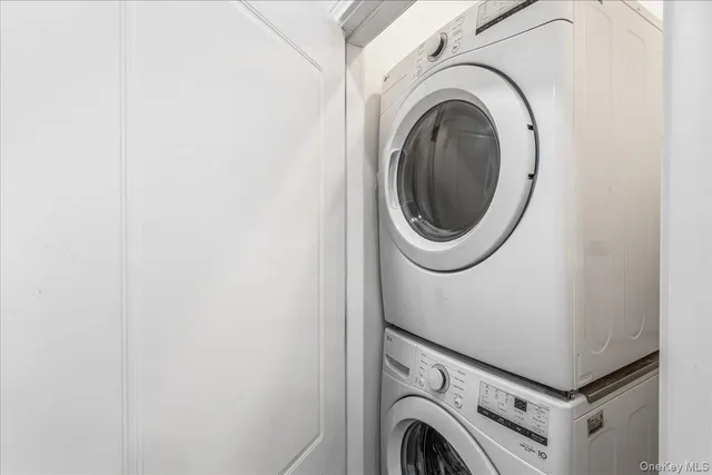 $1,690,000 | 150-33 Hawtree Street | Ozone Park