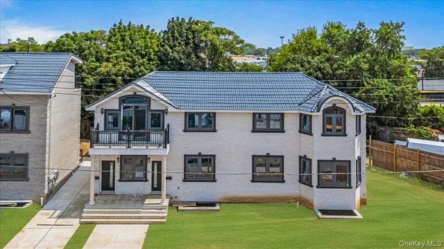 $1,690,000 | 150-33 Hawtree Street | Ozone Park