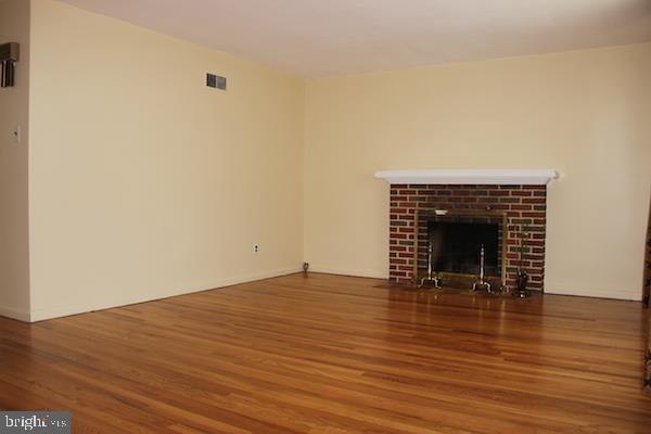 354 Peyton Road York, PA 17403 - Photo 3 of 12 Gallery Image 3