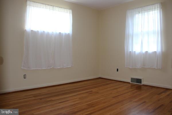 354 Peyton Road York, PA 17403 - Photo 9 of 12 Gallery Image 9